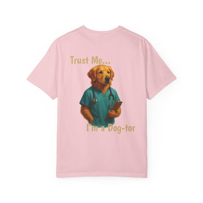 Golden Retriever Doctor Tee – Comfort Colors® Garment Dyed Shirt